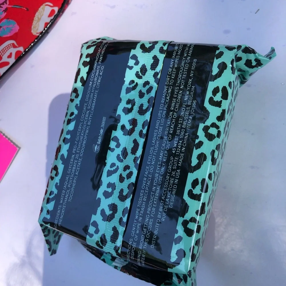 Betsey Johnson Ruffle Red Skull Highness Roses Makeup Cosmetic Bag & Wipes